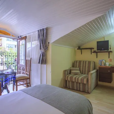 Daffodil Fethiye