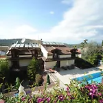 Otel Daffodil 3*