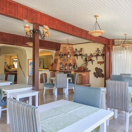 达坲迪尔别墅酒店