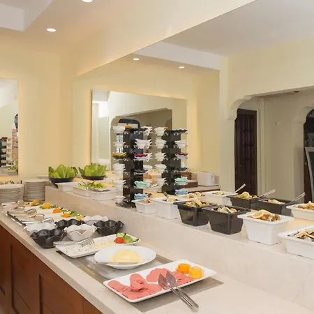 达坲迪尔别墅酒店 酒店 费特希耶